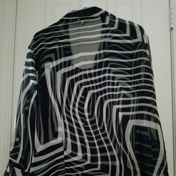 Black & White Striped Nicola two-piece blouse. - Picture 3 of 5